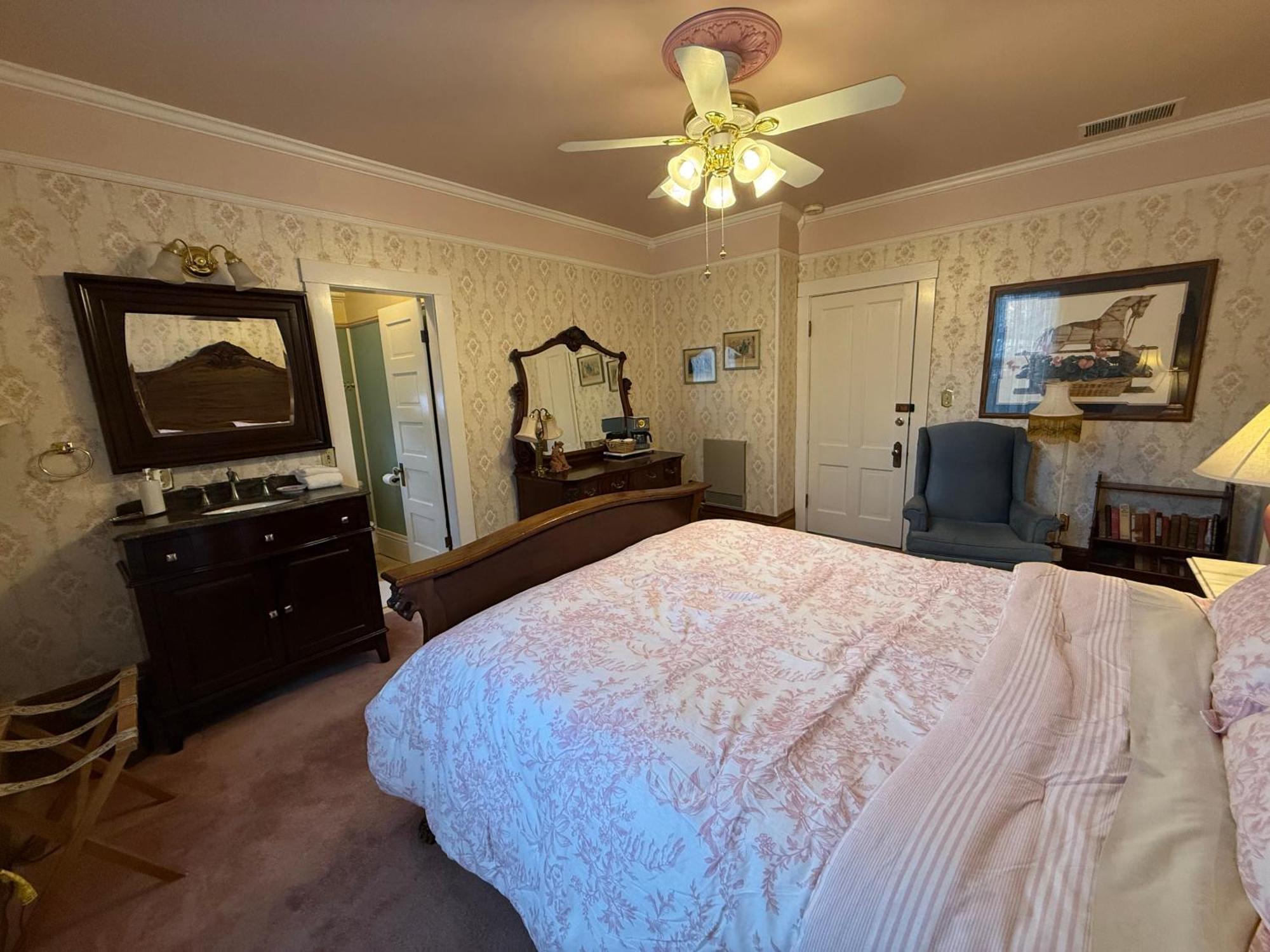 Roseberry House Bed And Breakfast Сузанвілл Екстер'єр фото