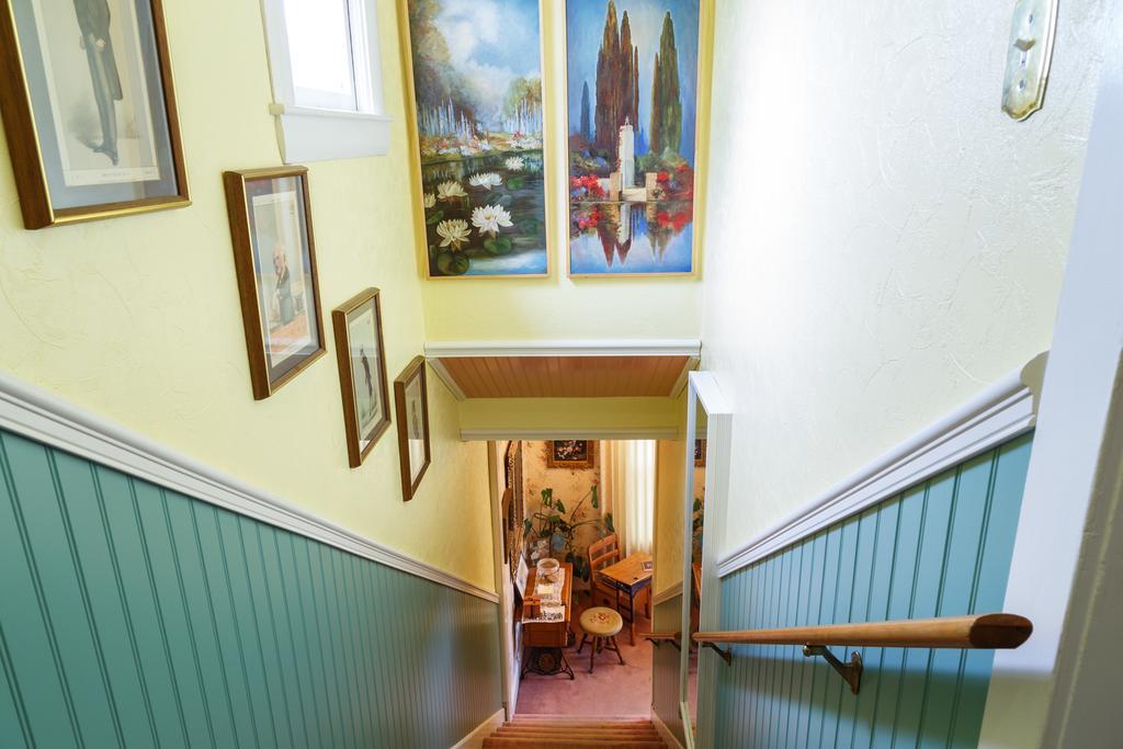Roseberry House Bed And Breakfast Сузанвілл Екстер'єр фото