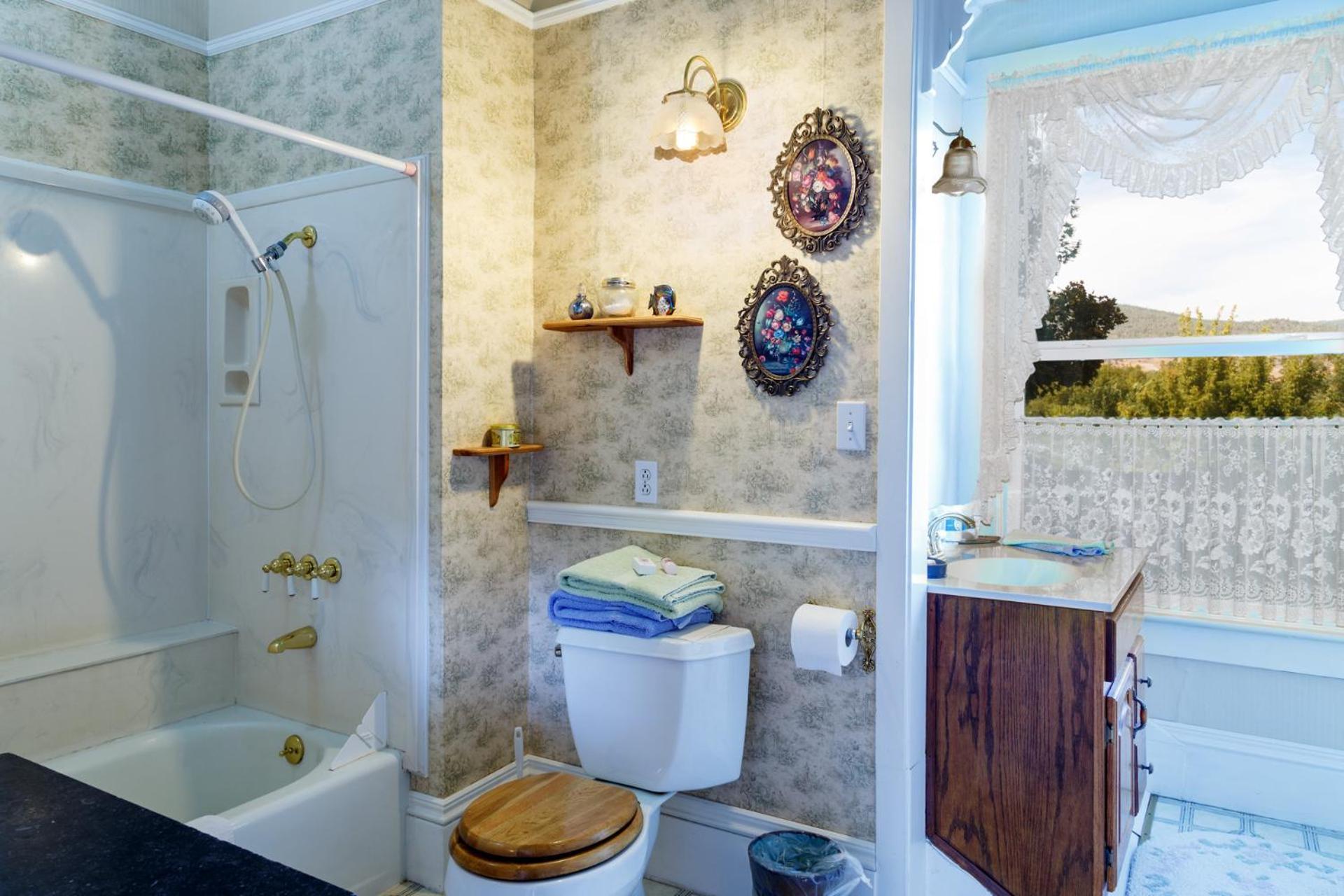 Roseberry House Bed And Breakfast Сузанвілл Екстер'єр фото